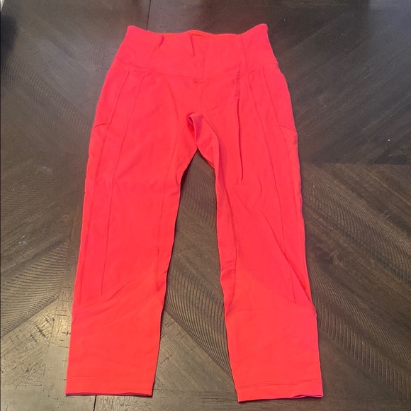 🍋Lululemon All The Right Places Crop🍋 - Picture 3 of 7